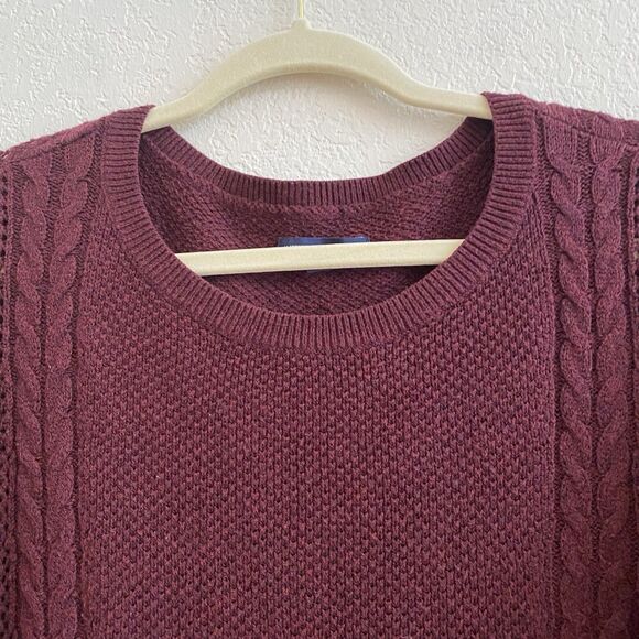 American Eagle Womens Size M Burgundy Maroon Long Sleeve Pullover Knit Sweater‎ - Picture 2 of 9
